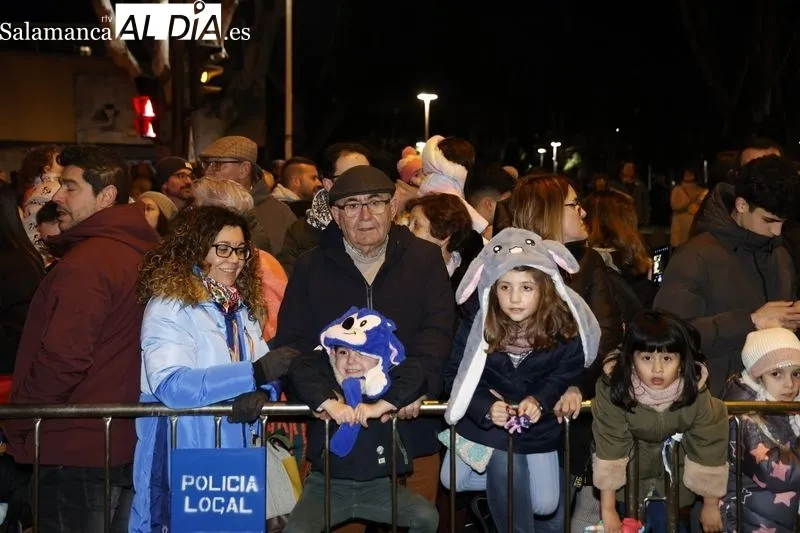 Imágenes de los asistentes a la Cabalgata de los Reyes Magos. Fotos: David Sañudo.