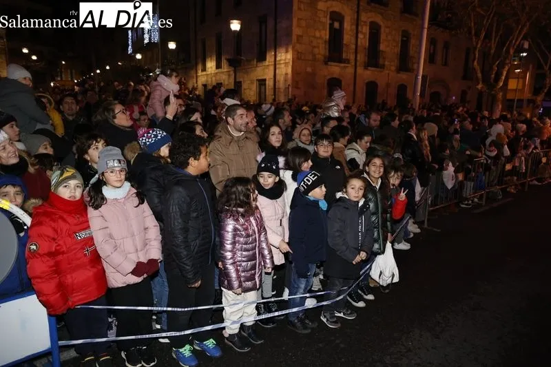 Imágenes de los asistentes a la Cabalgata de los Reyes Magos. Fotos: David Sañudo.