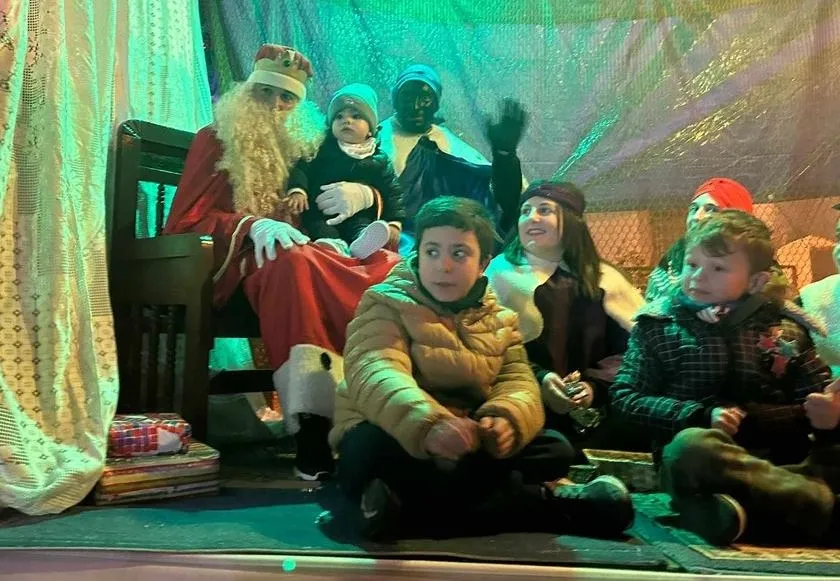 Foto 2 - Bocacara vive una noche de ilusi&oacute;n con la visita real