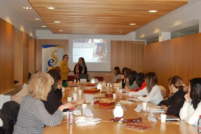 Foto 2 - Regresa el programa 'Creando Redes' con una sesi&oacute;n sobre dise&ntilde;o de espacios   