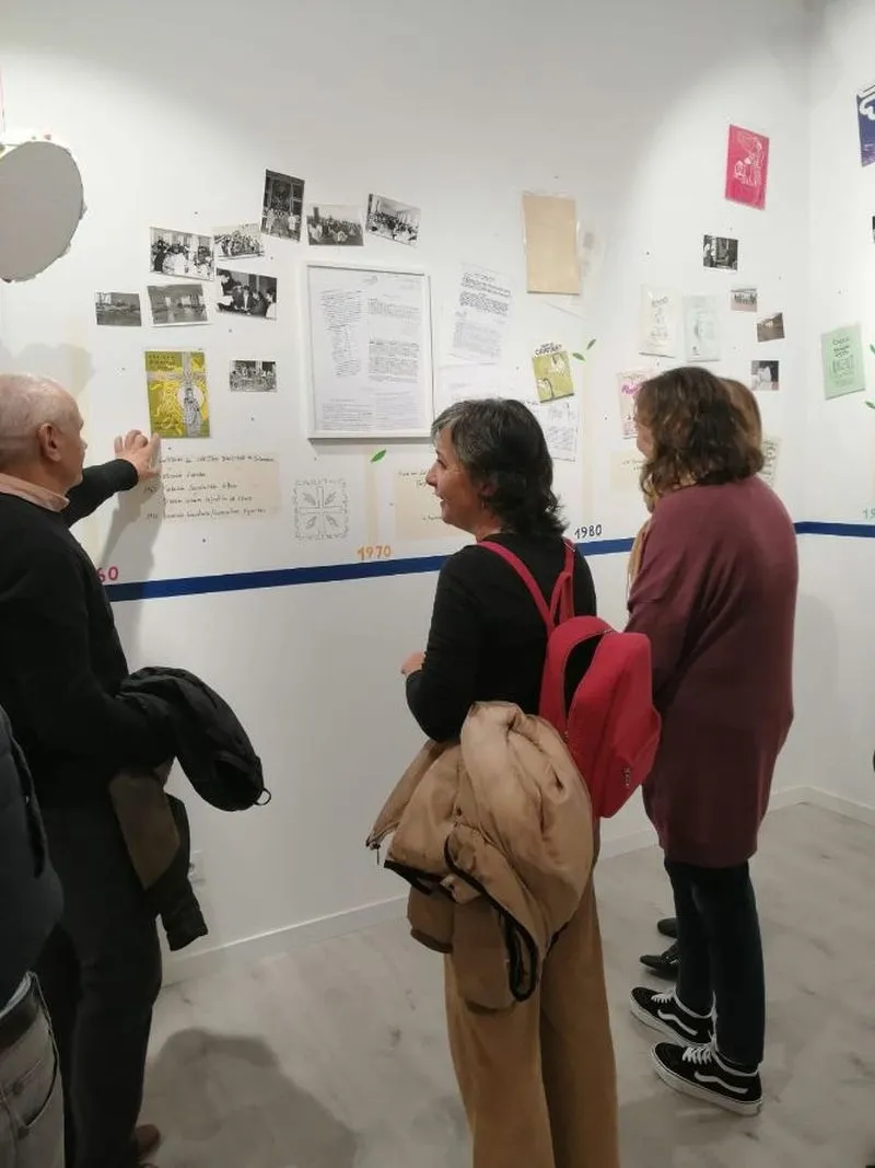 '60 años uniendo corazones', la exposición de Cáritas en el centro comercial El Tormes