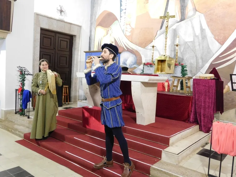 Foto 5 - &Aacute;gueda recibe en su Iglesia el montaje teatral &lsquo;Buscando a Nebrija&rsquo;