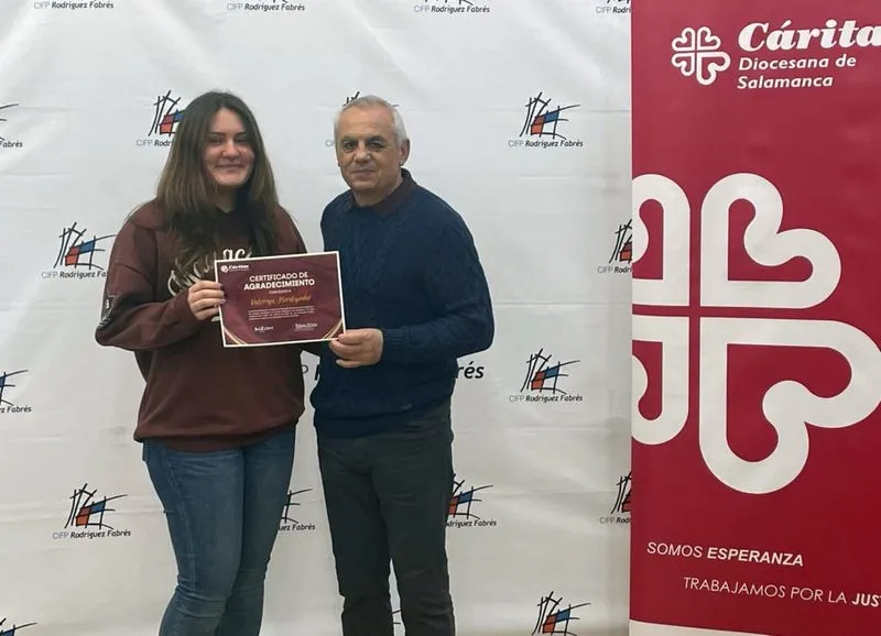 Entrega de diplomas a los alumnos de Imagen y Sonido. Fotos: Cáritas Salamanca.