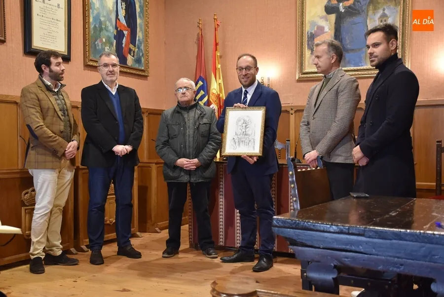 Foto 4 - Los mayordomos de San Sebasti&aacute;n se presentan a las principales instituciones locales