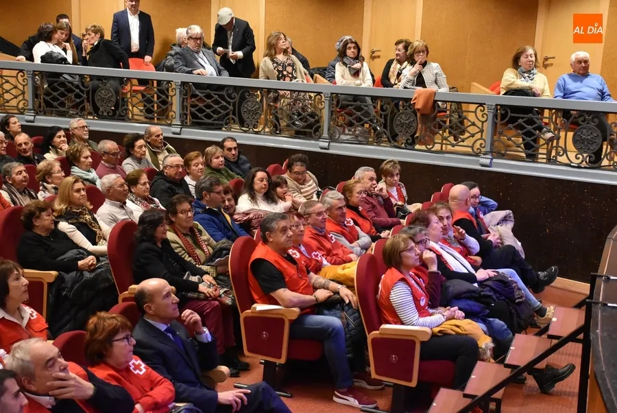 Foto 4 - Ampl&iacute;sima asistencia al Concierto Militar ofrecido por la Divisi&oacute;n San Marcial de Burgos
