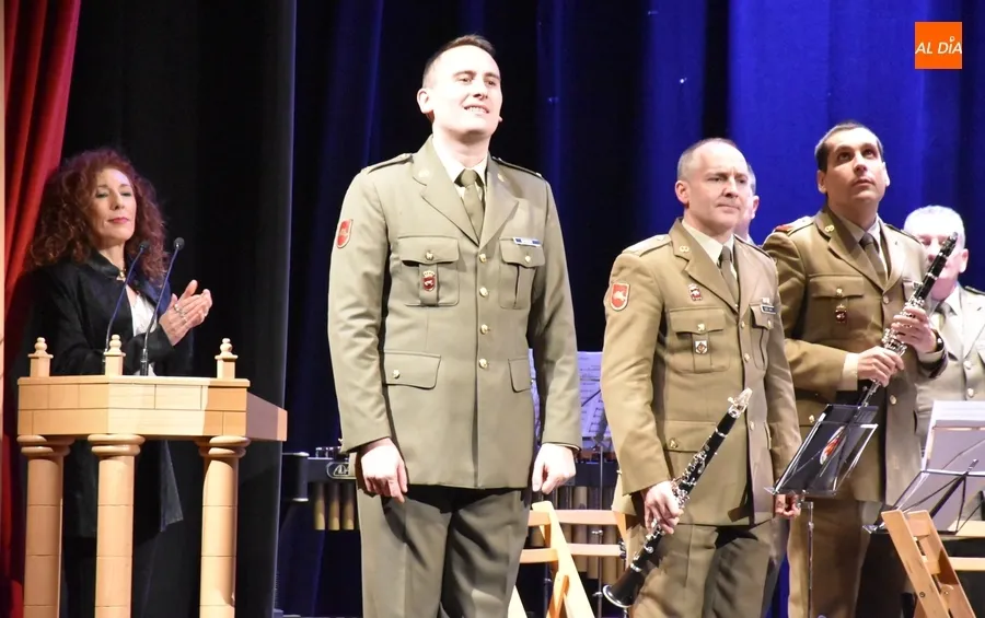 Foto 7 - Ampl&iacute;sima asistencia al Concierto Militar ofrecido por la Divisi&oacute;n San Marcial de Burgos