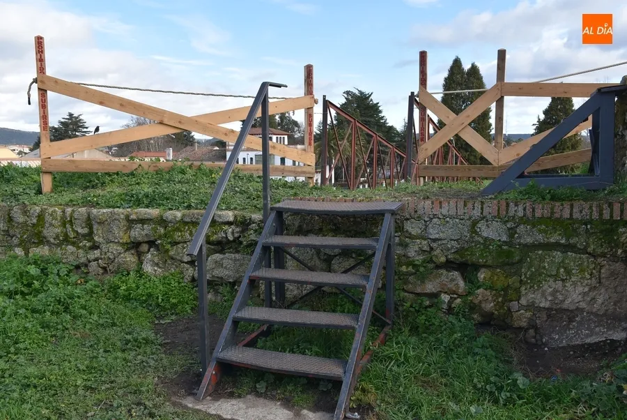 Foto 7 - Operativo el Puente de Aris mientras dicen adi&oacute;s los Tercios y los ca&ntilde;ones de la Plaza