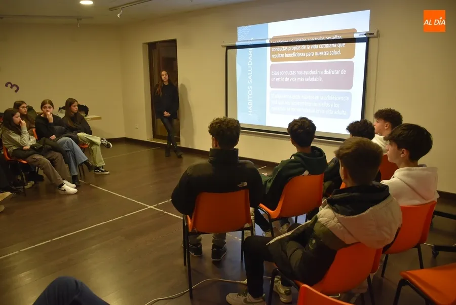 Foto 4 - J&oacute;venes mirobrigenses se conciencian sobre h&aacute;bitos saludables