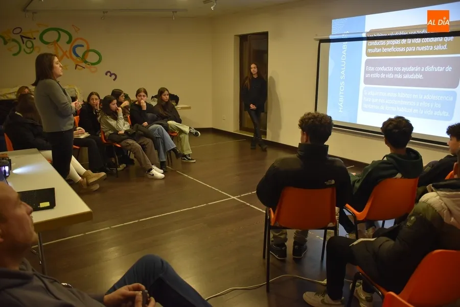 Foto 5 - J&oacute;venes mirobrigenses se conciencian sobre h&aacute;bitos saludables