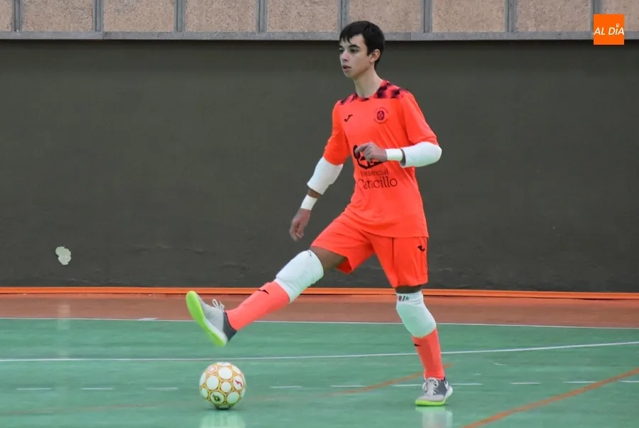 Foto 2 - #M [19-21 ENE] Un fat&iacute;dico minuto condena al Cadete B del III Columnas frente a Alhambra