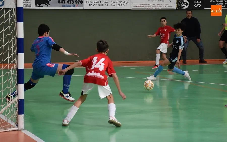 Foto 9 - #M [19-21 ENE] Un fat&iacute;dico minuto condena al Cadete B del III Columnas frente a Alhambra