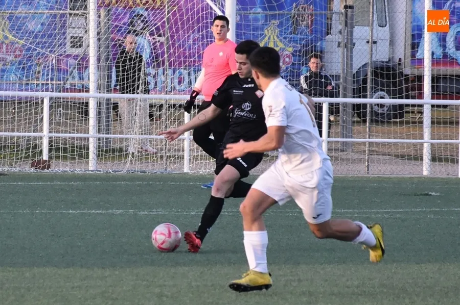 Foto 4 - La UD Mirobrigense se ve sorprendida por el Ribert B