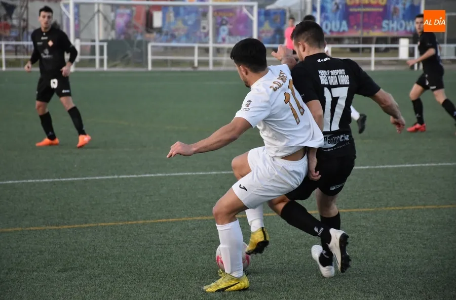 Foto 7 - La UD Mirobrigense se ve sorprendida por el Ribert B