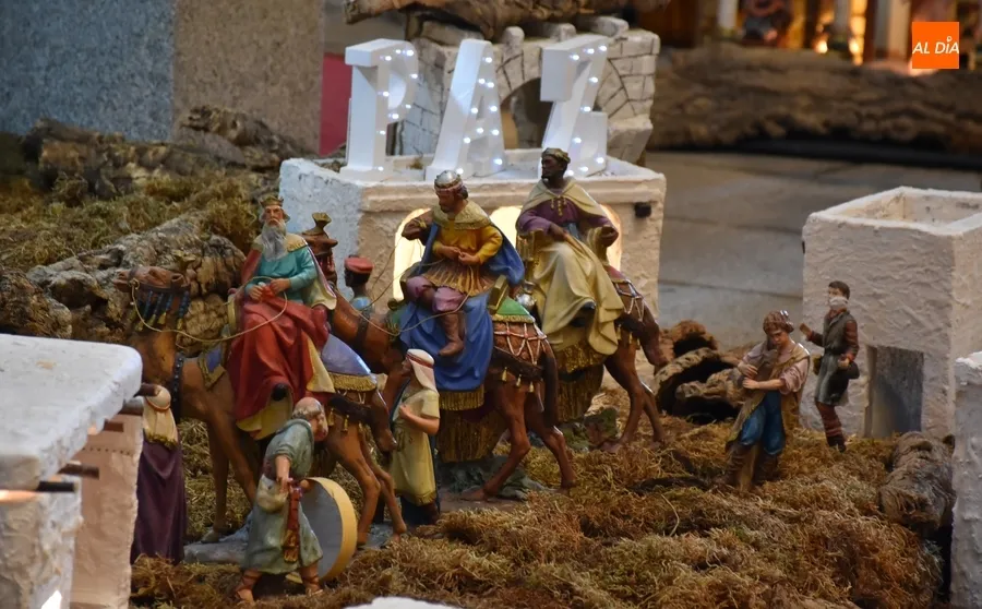 Foto 2 - Los Magos llevan oro, incienso y mirra al Ni&ntilde;o Jes&uacute;s en San Crist&oacute;bal