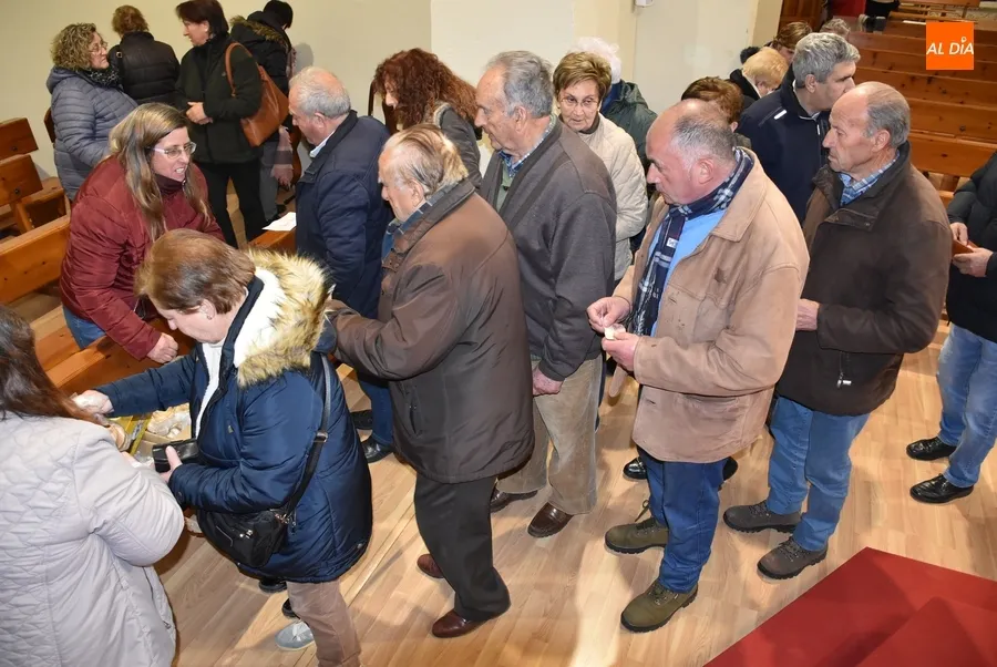 Foto 7 - La lluvia visita los primeros actos de celebraci&oacute;n de San Ant&oacute;n en El Puente