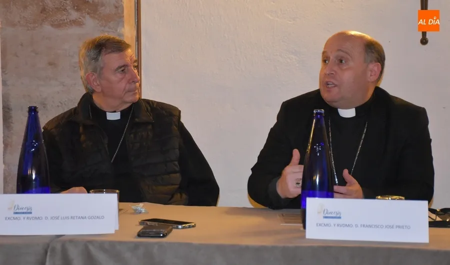 Foto 6 - La Di&oacute;cesis festeja el 25&ordm; Aniversario de su Hoja con un n&uacute;mero especial y nuevo logo diocesano