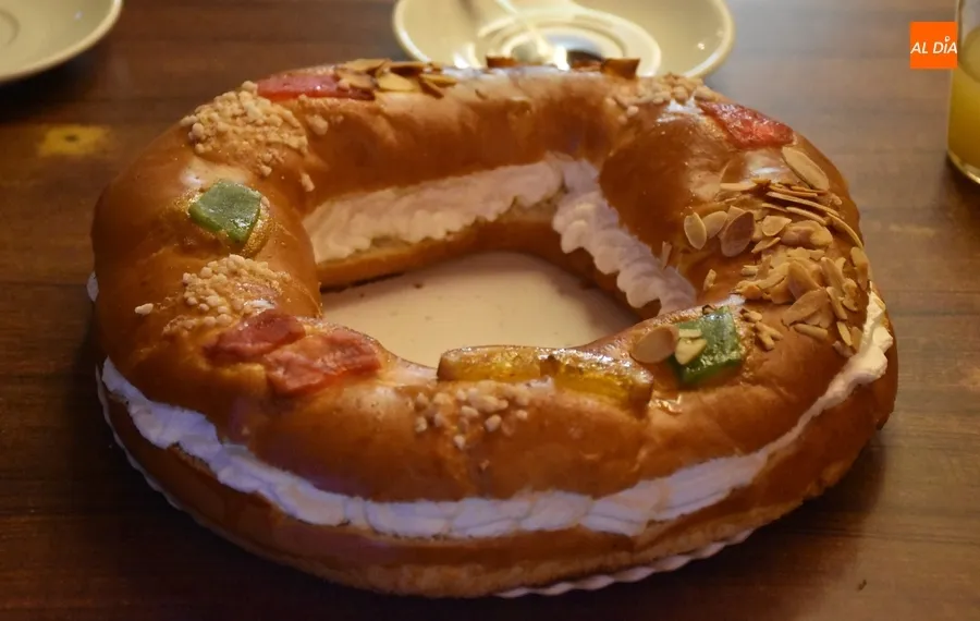 Foto 7 - Larga ruta, con rosc&oacute;n incluido, para entregar los 2.000&euro; de premios del Concurso de Decoraci&oacute;n
