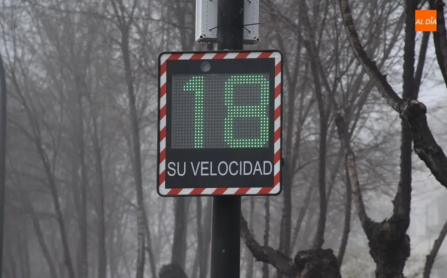 Foto 5 - Instalado un radar &lsquo;pedag&oacute;gico&rsquo; en la Avenida de Salamanca
