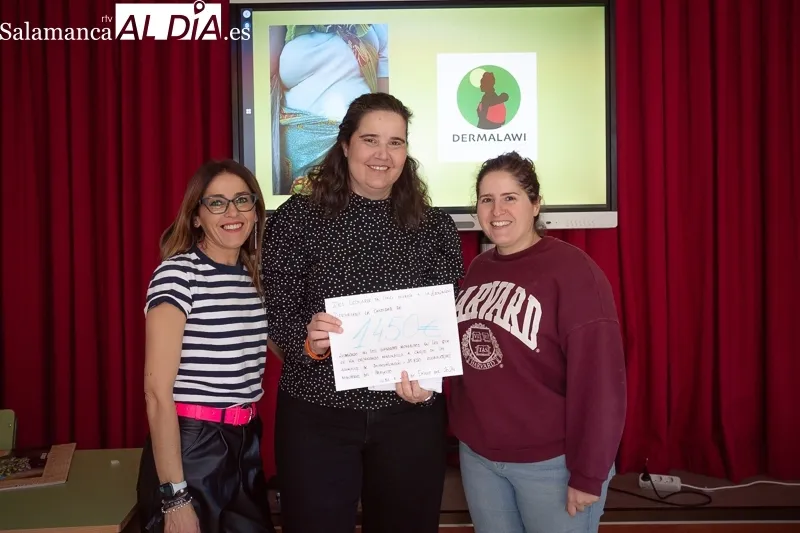 Foto 5 - Un total de 1.400 euros ben&eacute;ficos para el proyecto 'Dermalawi'