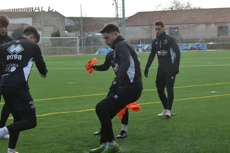 Foto 11 - Unionistas ensaya los penaltis en el &uacute;ltimo entrenamiento antes del Bar&ccedil;a