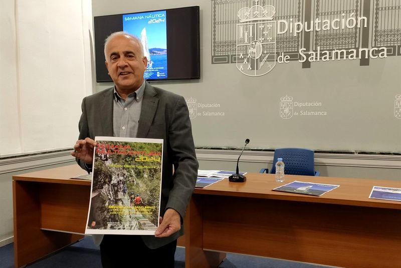 El diputado provincial de Deportes en Salamanca, Jesús María Ortiz, presenta las actividades para Semana Santa. Foto EUROPA PRESS
