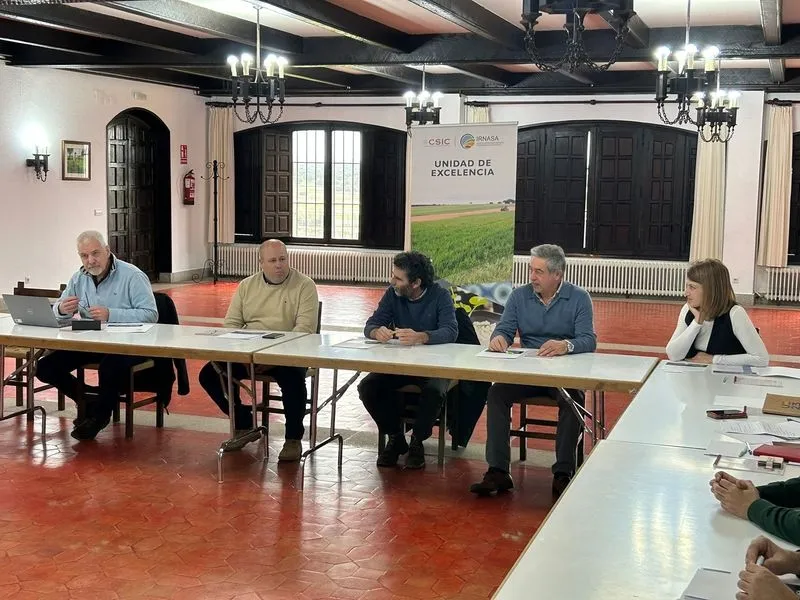 Expertos en innovación agraria de Reino Unido visitan dos fincas salmantinas