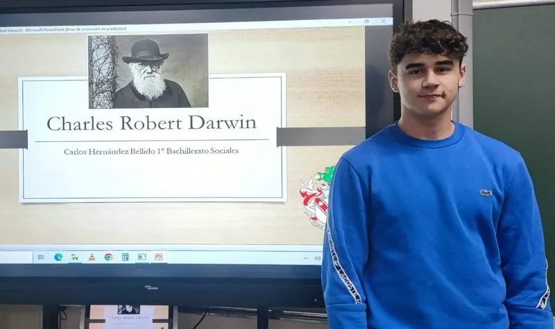 Ejercicio de los grandes personajes del siglo XIX en el colegio San Juan Bosco