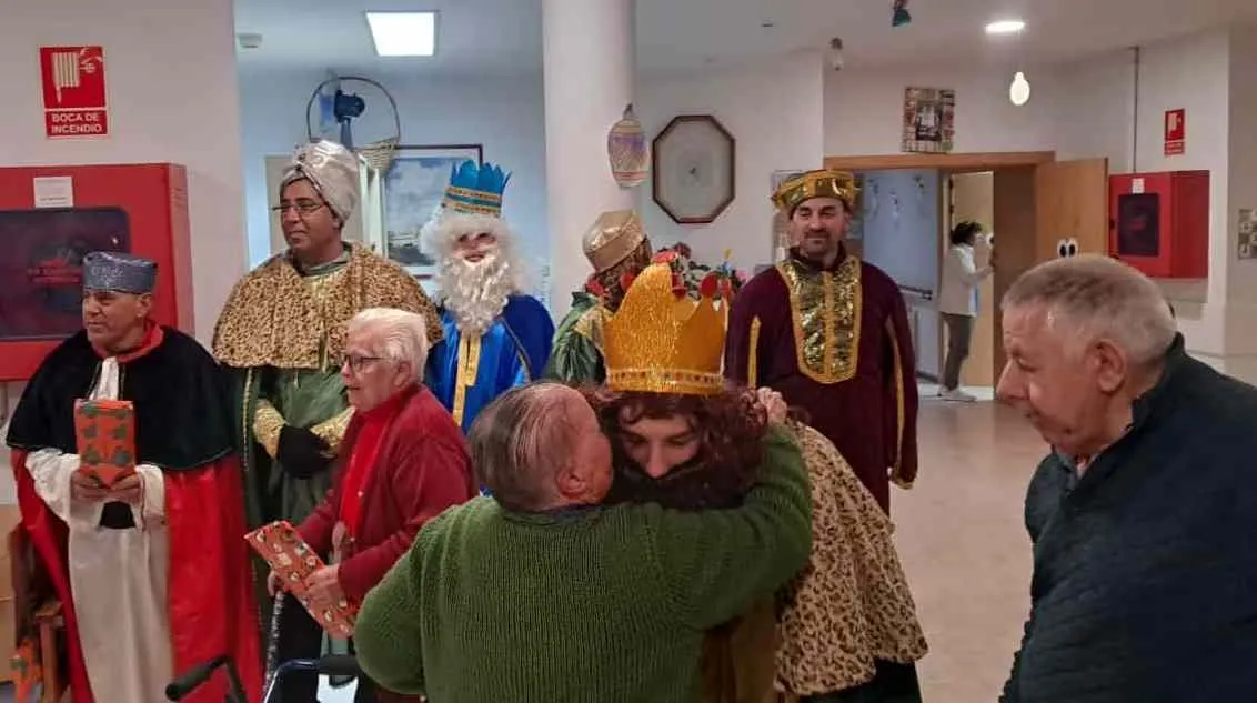 Foto 6 - Los Magos adelantan su paso por El Sah&uacute;go