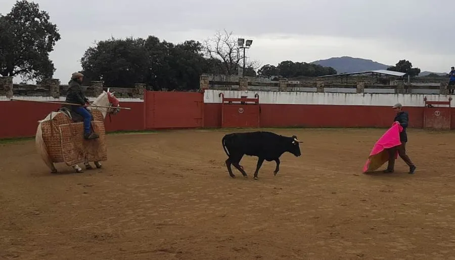 Foto 6 - Bastante nivel entre los participantes en la tienta bolsinista en tierras madrile&ntilde;as