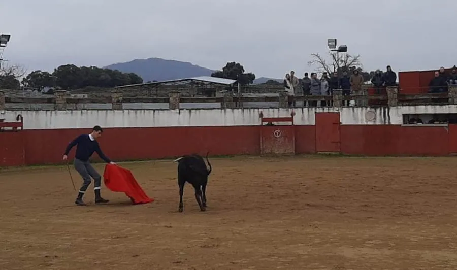 Foto 7 - Bastante nivel entre los participantes en la tienta bolsinista en tierras madrile&ntilde;as