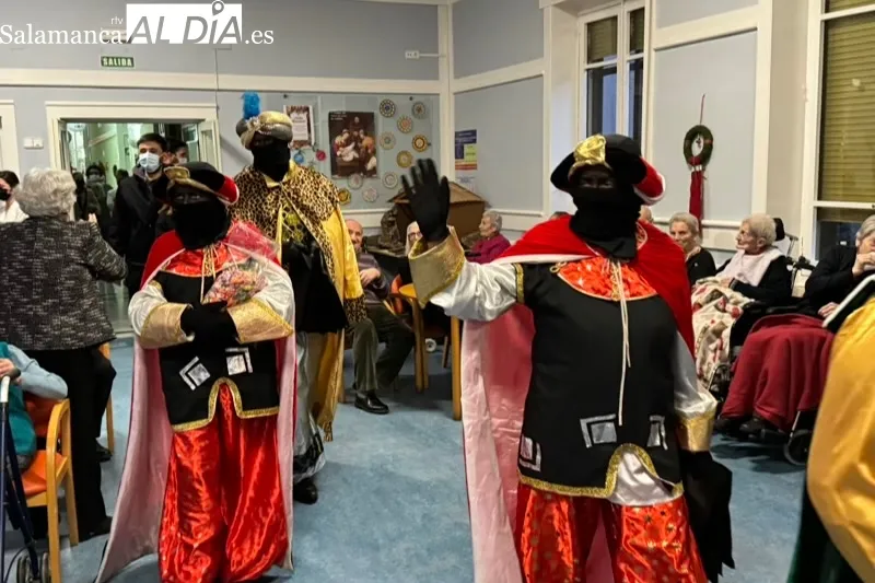 Los Reyes Magos han visitado la residencia Sagrado Corazón