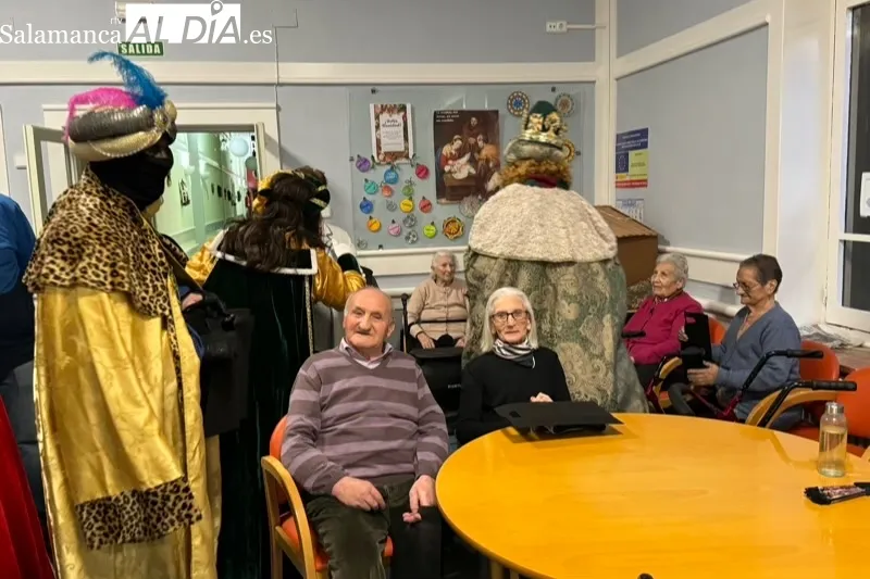 Los Reyes Magos han visitado la residencia Sagrado Corazón