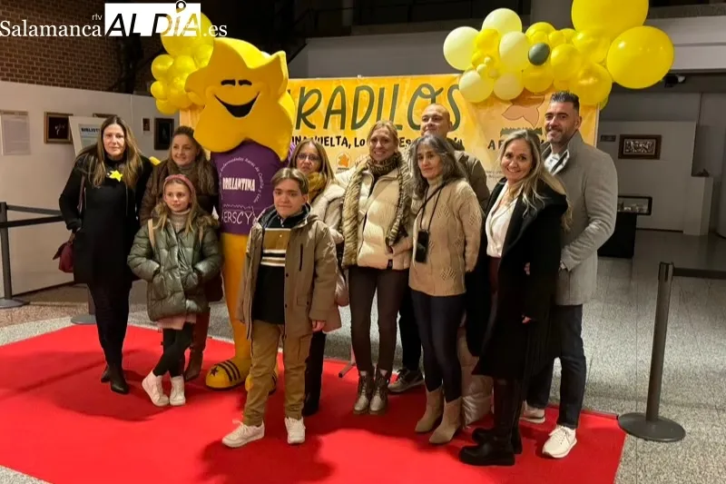 Peñaranda se ha volcado este sábado con la gala solidaria en favor de AERSCYL