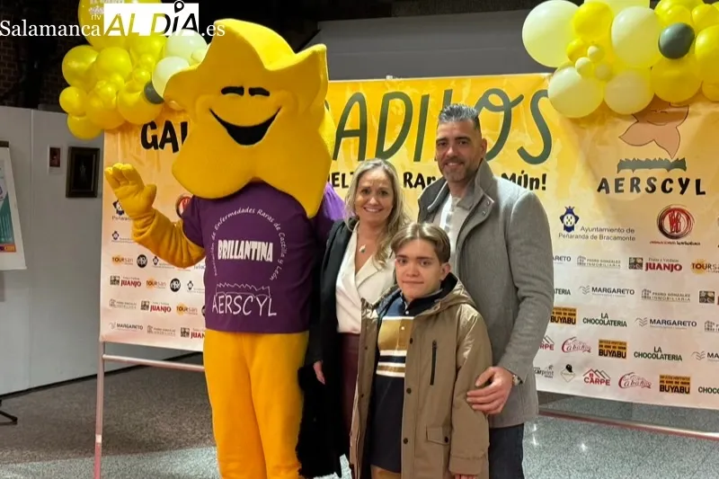Peñaranda se ha volcado este sábado con la gala solidaria en favor de AERSCYL