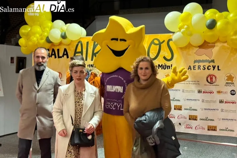 Peñaranda se ha volcado este sábado con la gala solidaria en favor de AERSCYL
