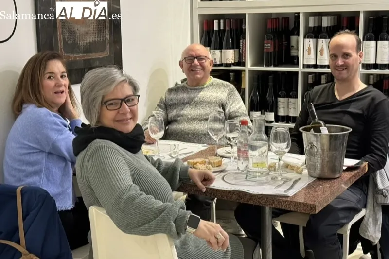 Foto 7 - Inmejorable ambiente y mesas llenas protagonizan la alubiada de San Ant&oacute;n en Los &Aacute;lamos Gastrolab
