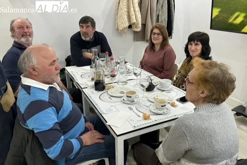 Foto 6 - Inmejorable ambiente y mesas llenas protagonizan la alubiada de San Ant&oacute;n en Los &Aacute;lamos Gastrolab
