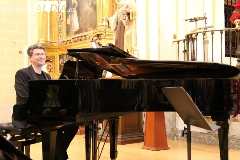 Foto 5 - Extraordinario recital de Pepe Viyuela y Luis Santana para clausurar 'Artis Momentum'