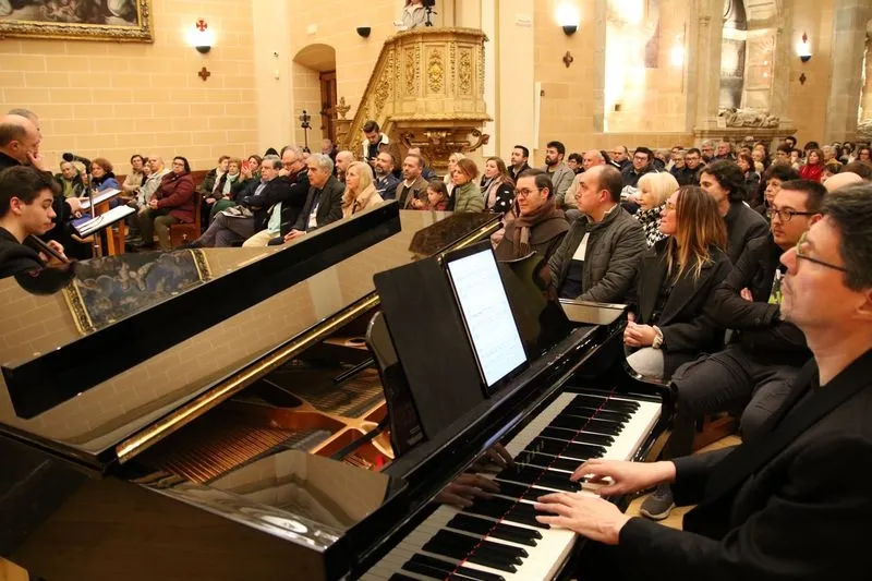 Foto 3 - Extraordinario recital de Pepe Viyuela y Luis Santana para clausurar 'Artis Momentum'