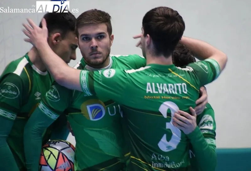 Foto 6 - El Piensos Dur&aacute;n Albense recupera la sonrisa con goles (6-2)