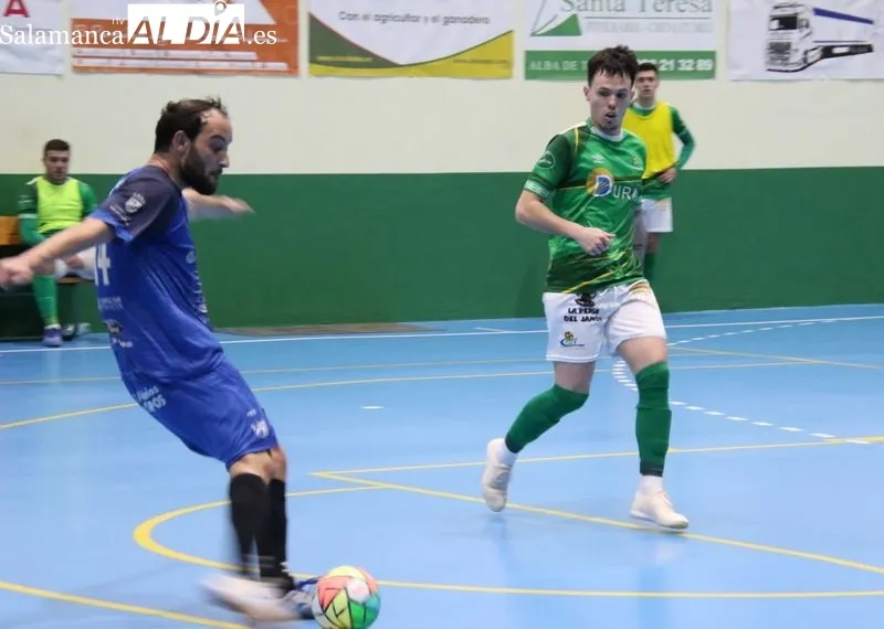 Foto 4 - El Piensos Dur&aacute;n Albense recupera la sonrisa con goles (6-2)