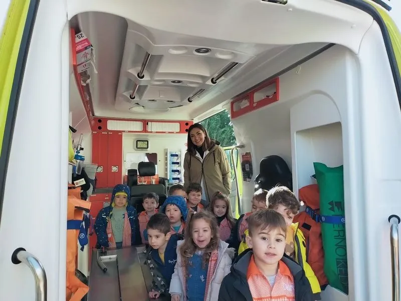 Cruz Roja visita el Colegio Antonio Machado.