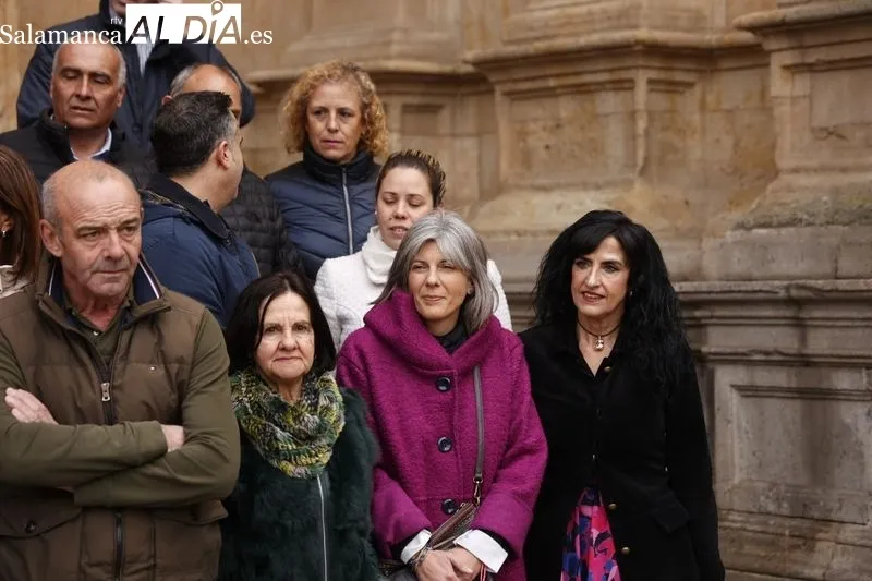 Lectura del manifiesto por la igualdad de los alcaldes del PP. Fotos: David Sañudo.