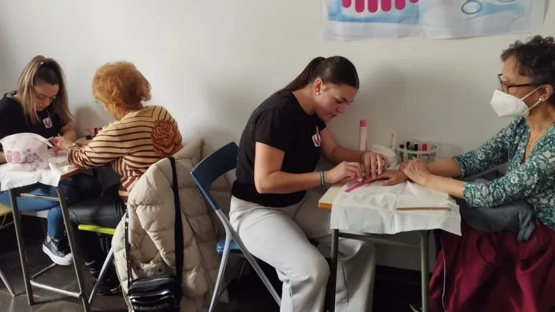 Proyecto 'Peines por sonrisas'.
