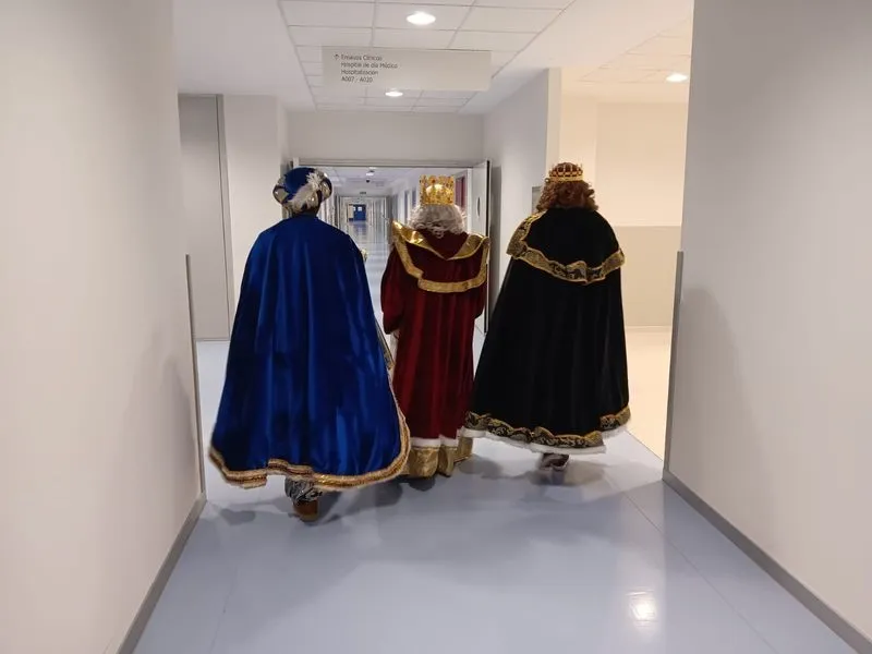 Los Reyes Magos en el Hospital de Salamanca.