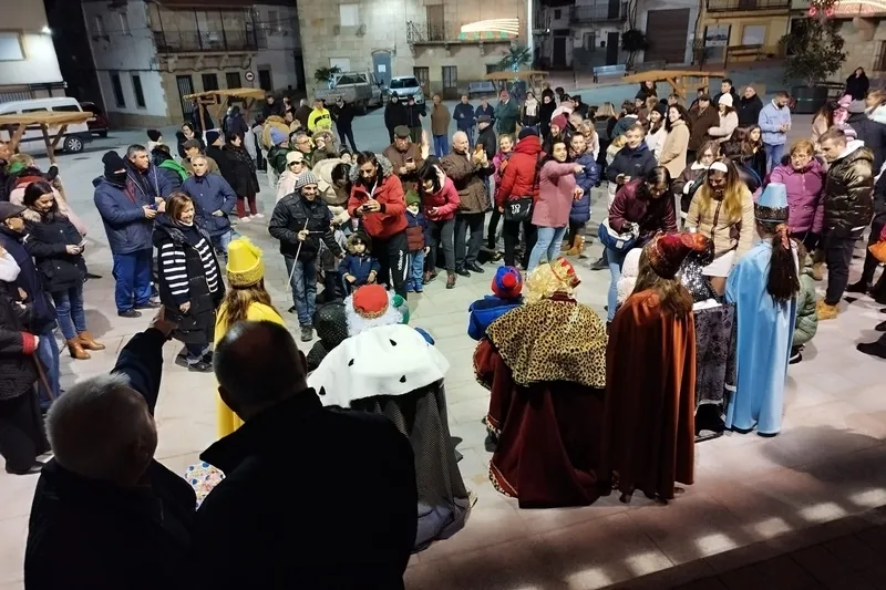 Visita de los Reyes Magos a Villarino