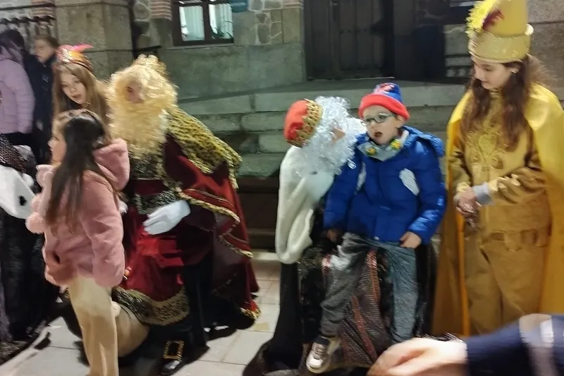 Visita de los Reyes Magos a Villarino