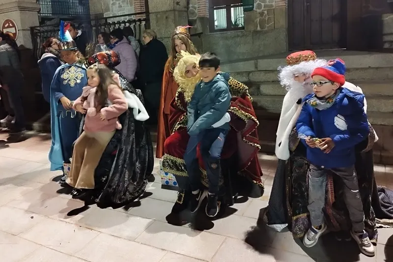 Visita de los Reyes Magos a Villarino