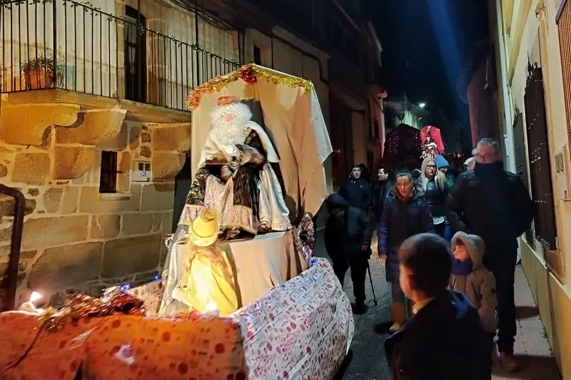 Visita de los Reyes Magos a Villarino