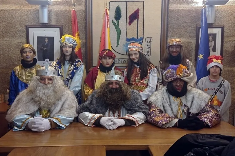 Visita de los Reyes Magos a Hinojosa de Duero